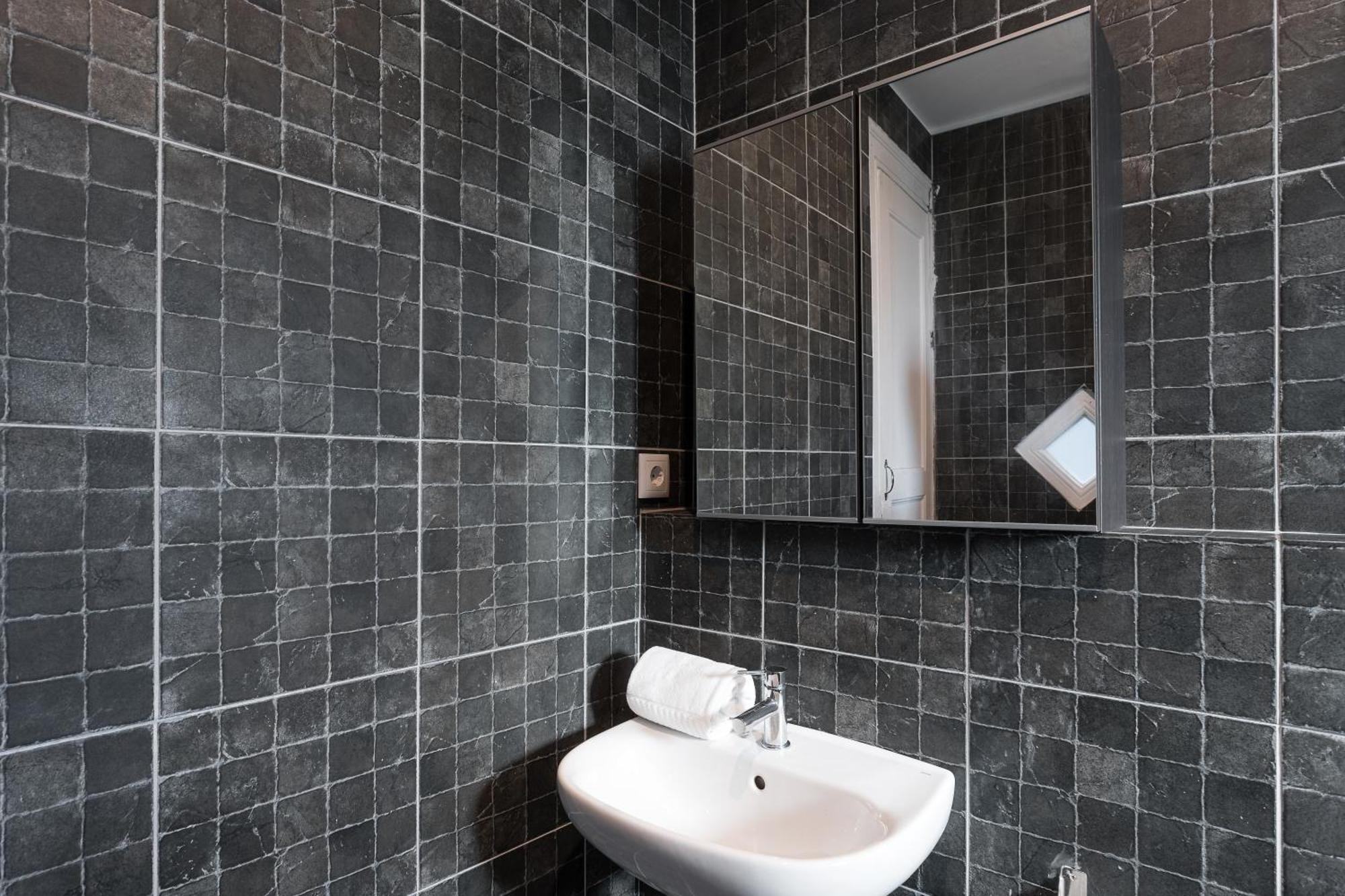 Guest H4u - Sao Vitor River View * Oporto